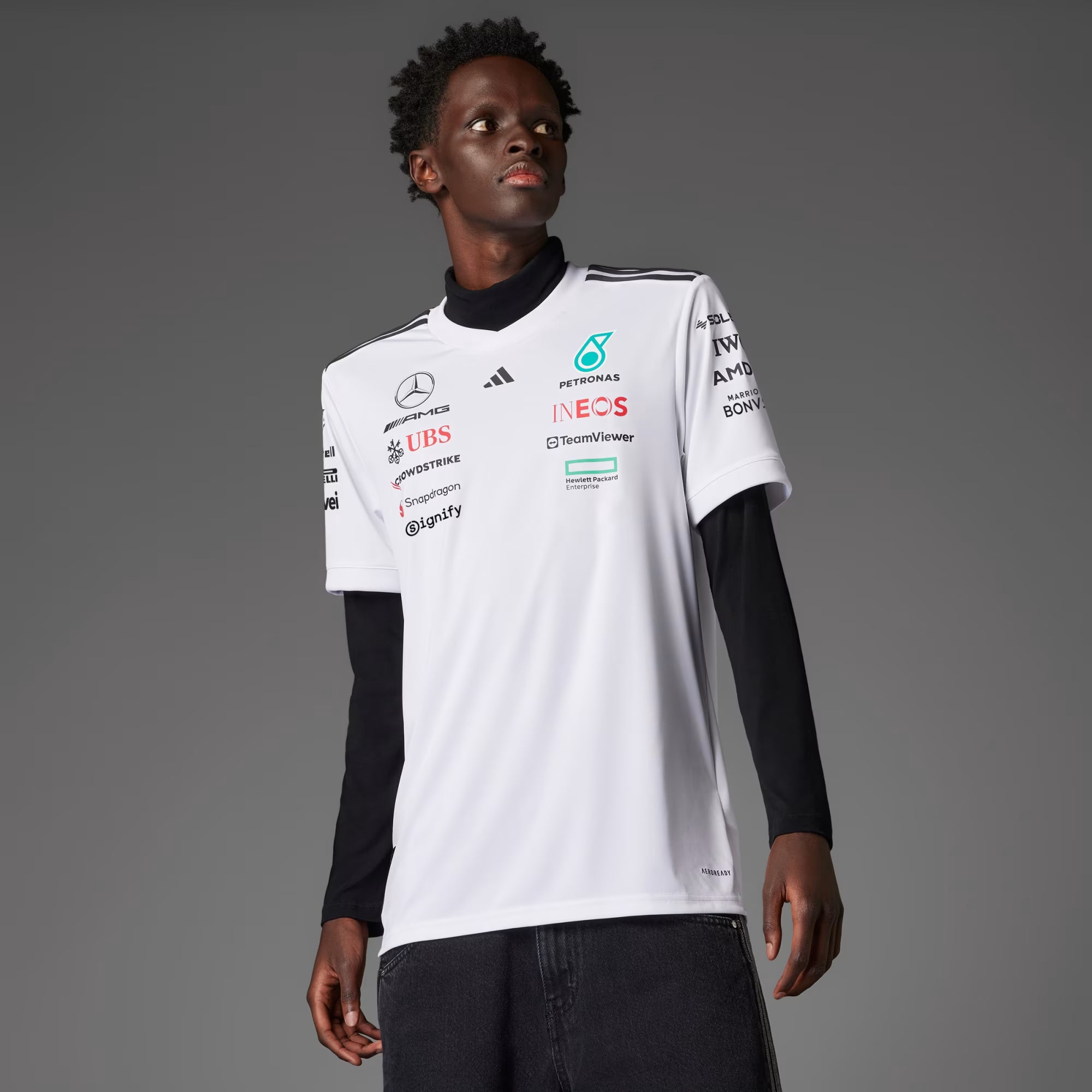 CAMISETA MERCEDES AMG PETRONAS - WHITE EDITION 2025