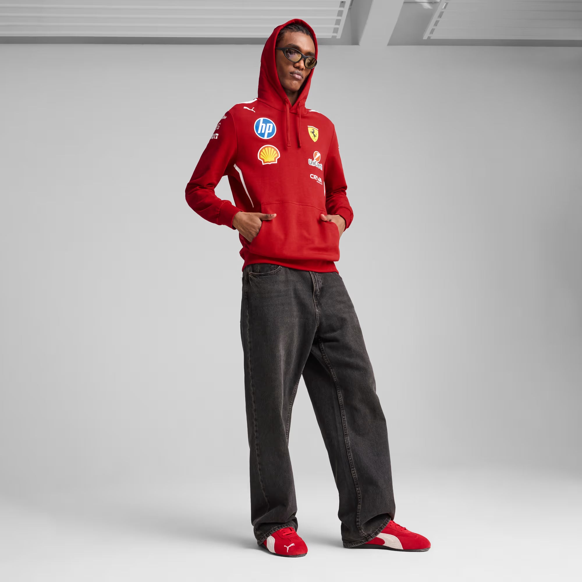 MOLETOM SCUDERIA FERRARI 2025